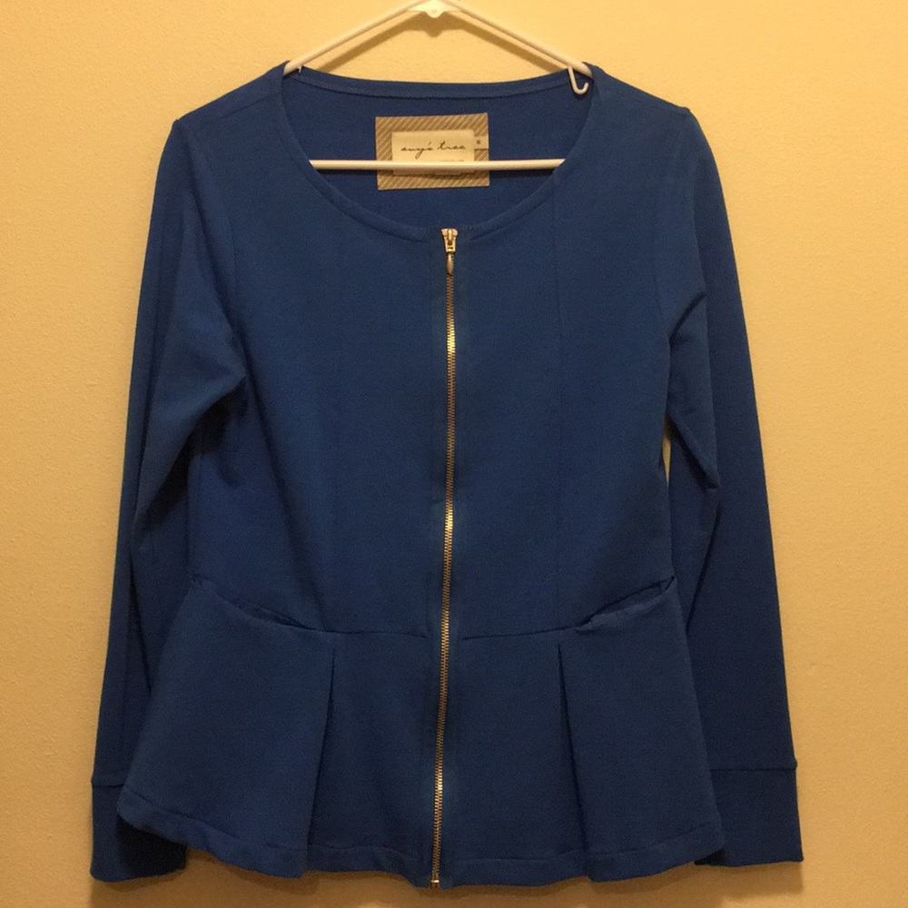Evy’s Tree brilliant blue sweatshirt